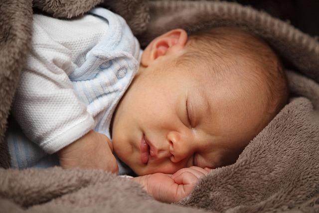 Comment les sons apaisants peuvent-ils améliorer le sommeil de votre bébé?