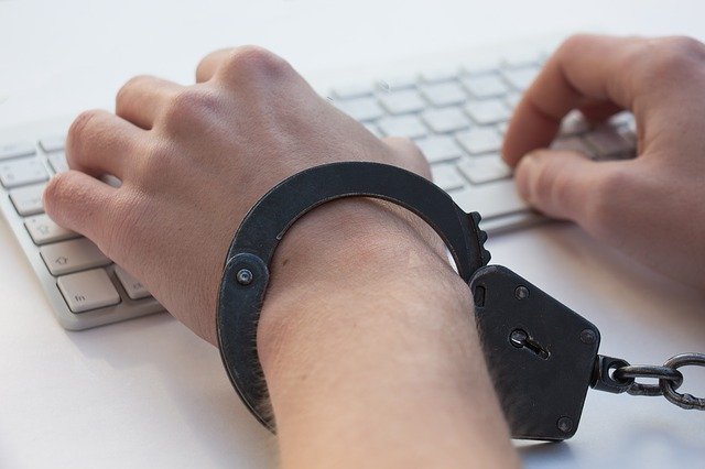 Internet addiction among women on maternity leave